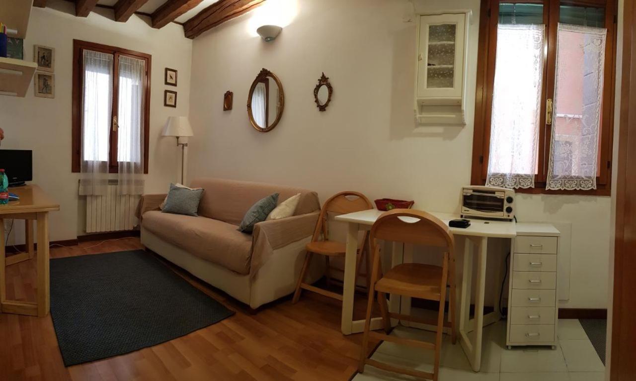 Venezianamente Apartments - Venice City Centre Екстер'єр фото