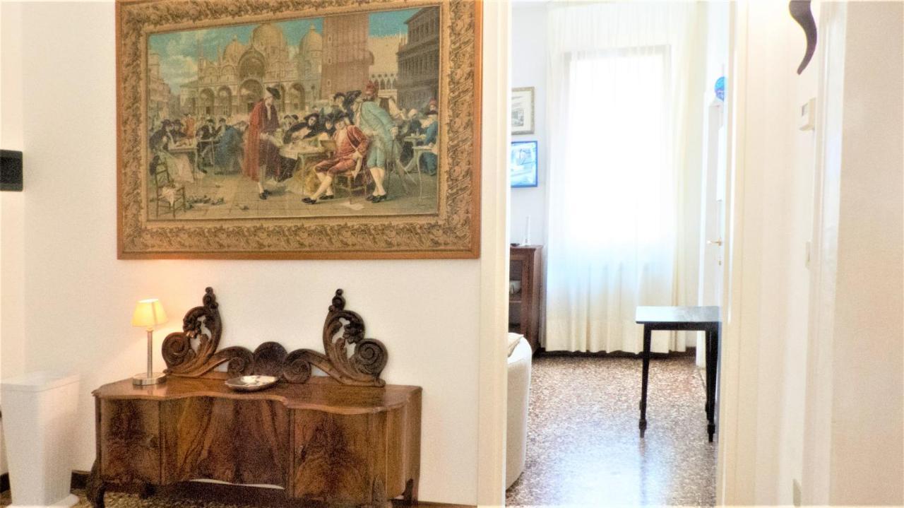 Venezianamente Apartments - Venice City Centre Екстер'єр фото