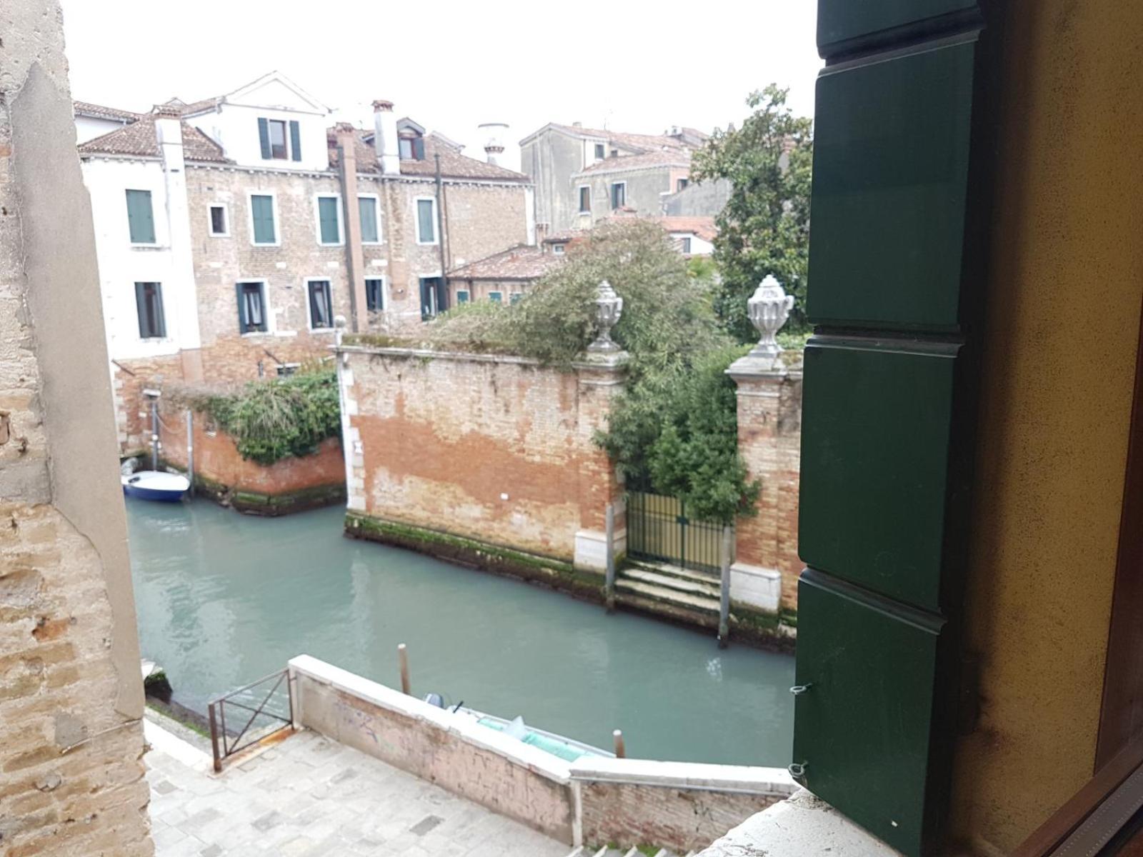 Venezianamente Apartments - Venice City Centre Екстер'єр фото