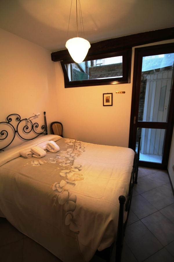 Venezianamente Apartments - Venice City Centre Екстер'єр фото